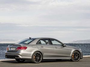Der Mercedes-Benz E 63 AMG Limousine bei Ihrem MB Partner ROSIER