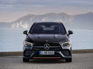 Der neue Mercedes-Benz CLA Coupé Galerie 7