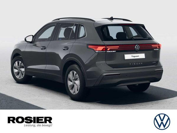 vw_tiguan_basis_pa_heck.jpg