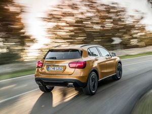 Mercedes-Benz_GLA_Heck_Galerie_12.jpg