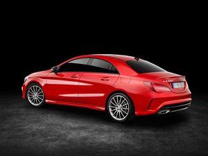 CLA_Coupe_Exterieur_Seitenansicht_Felgen_800x600.jpg
