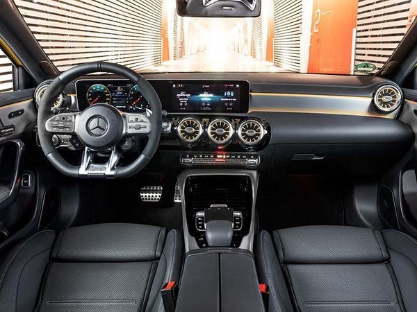 Der neue Mercedes-AMG A35 - Jetzt bei Ihrem Autohaus ROSIER