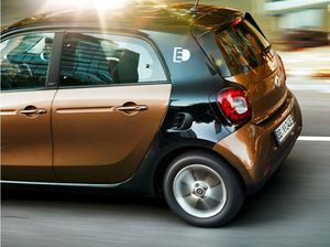 smart_forfour_electricdrive_facelift_fahren.jpg