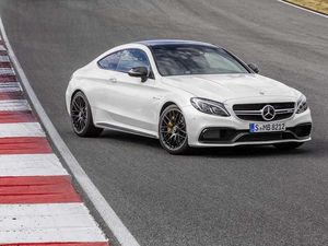 Der Mercedes-Benz C 63 AMG Coupé. Jetzt bei Ihrem MB Partner ROSIER.