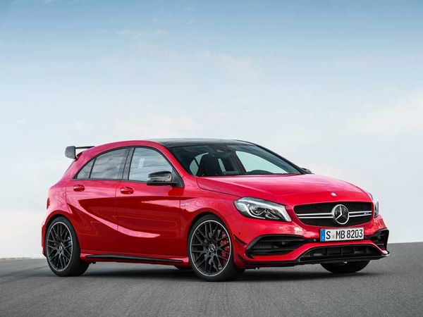 Mercedes-AMG-A45_Exterieur_800x600.jpg