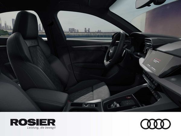 audi_rs3_limo_2023_innen2.jpg