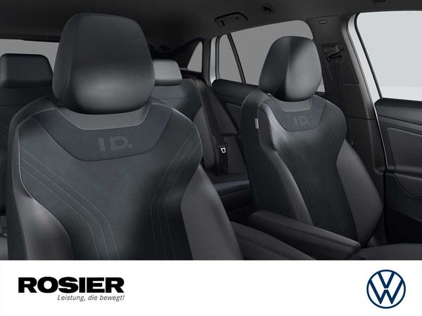 vw_id4_pro_performance_aussteller1_2023_innen3.jpg