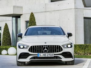 08_2018_AMG_GT_4T_exterieur_frontansicht_komplett.jpg