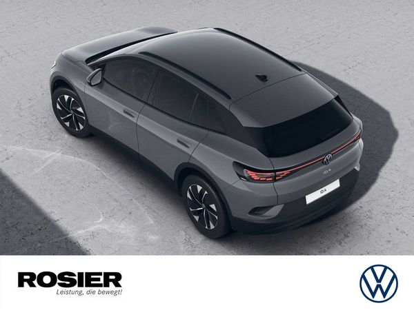 vw_id4_pure_performance_aussteller1_2023_oben.jpg