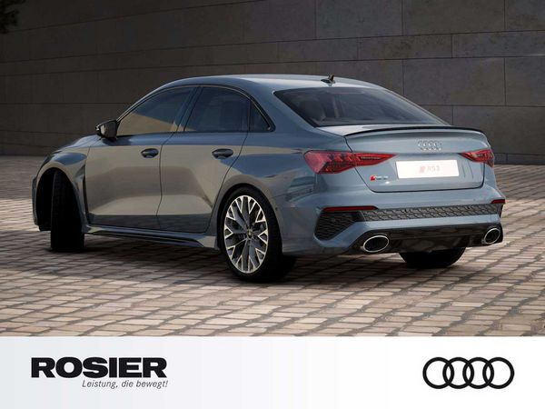 audi_rs3_limo_2023_heck.jpg