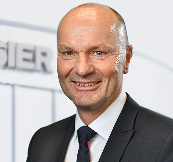 Volker Dönges, Niederlassungsleiter Mercedes-Benz Sauerland